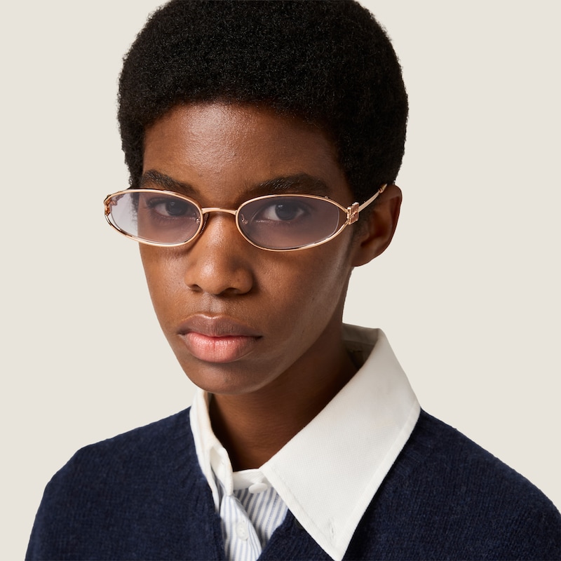 Miu Logo sunglasses