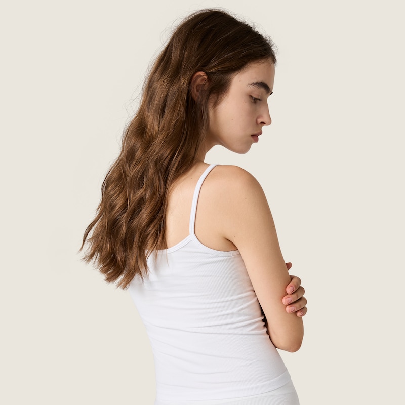 Seamless top