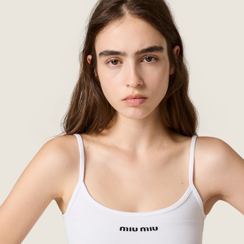 Seamless top